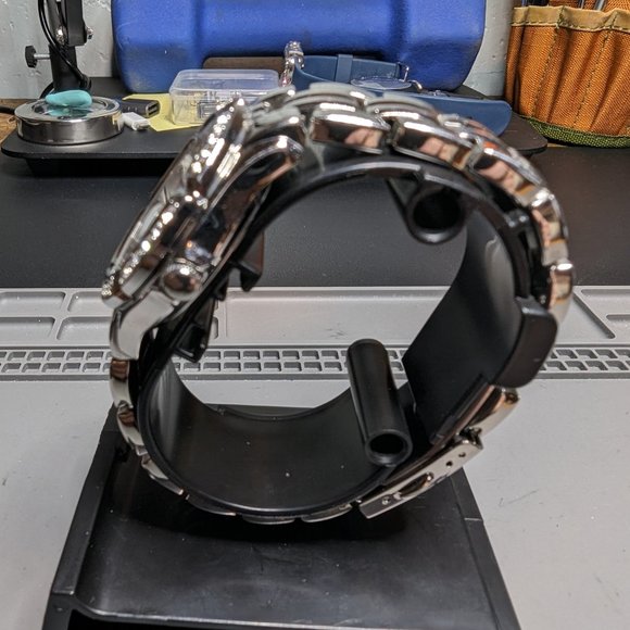 Guess Ladies Watch - Picture 2 of 4